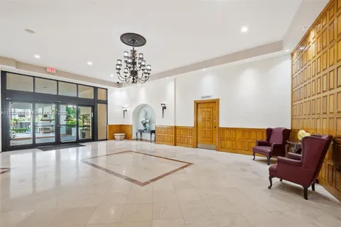 3725 S Ocean Dr # 1411, Hollywood FL 33019