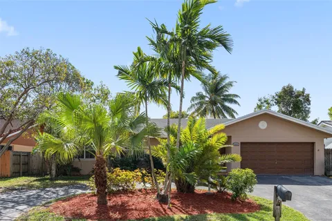 9034 SW 163rd Ter, Palmetto Bay FL 33157