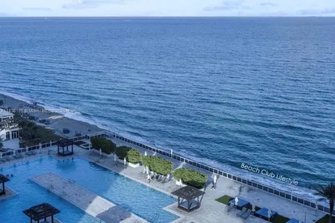 1830 S Ocean Dr # 3812, Hallandale Beach FL 33009