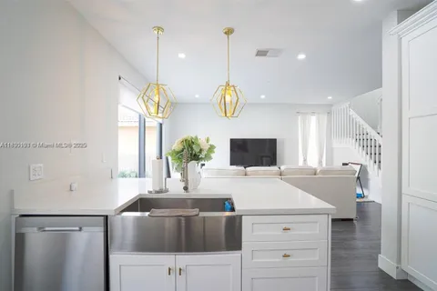 4921 SW 152nd Ave, Miramar FL 33027