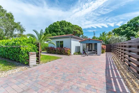 510 SW 16th Ct, Fort Lauderdale FL 33315