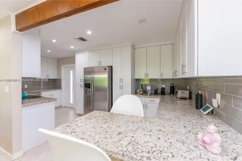 510 SW 16th Ct, Fort Lauderdale FL 33315