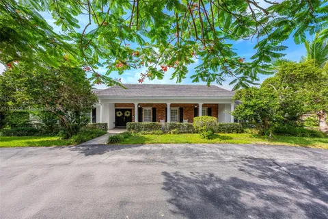 6420 SW 114th St, Pinecrest FL 33156