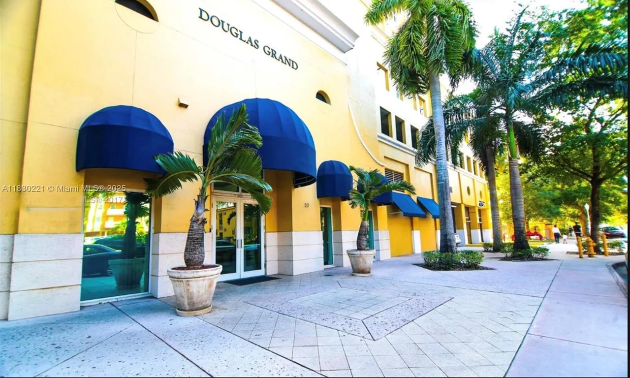 50 Menores Ave # 832, Coral Gables FL 33134
