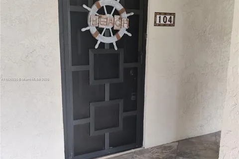 3100 SE Pruitt Rd # 104, Port St. Lucie FL 34952