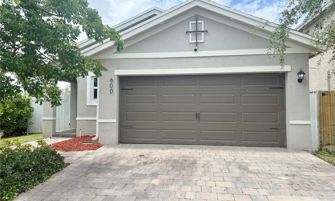 600 NE 5 Terr, Florida City FL 33034