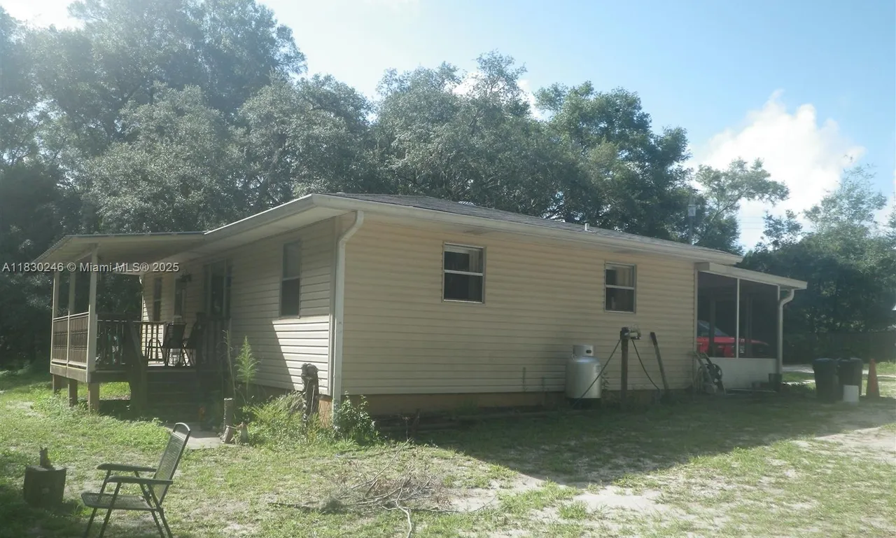 8090 E Round Lake Loop, Other City - In The State Of Florida FL 34436