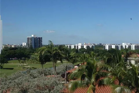 19900 E Country Club Dr # 806, Aventura FL 33180