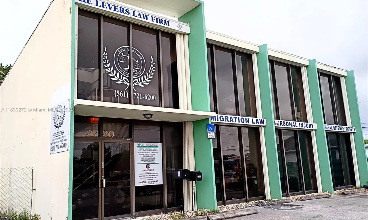 2720 Forest Hill Blvd # 203, Palm Springs FL 33406