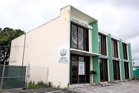 2720 Forest Hill Blvd # 203, Palm Springs FL 33406