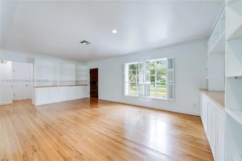 431 Gerona Ave, Coral Gables FL 33146