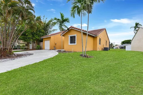 6280 Country Fair Cir, Boynton Beach FL 33437