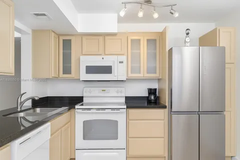 1250 Lincoln Rd # 203, Miami Beach FL 33139