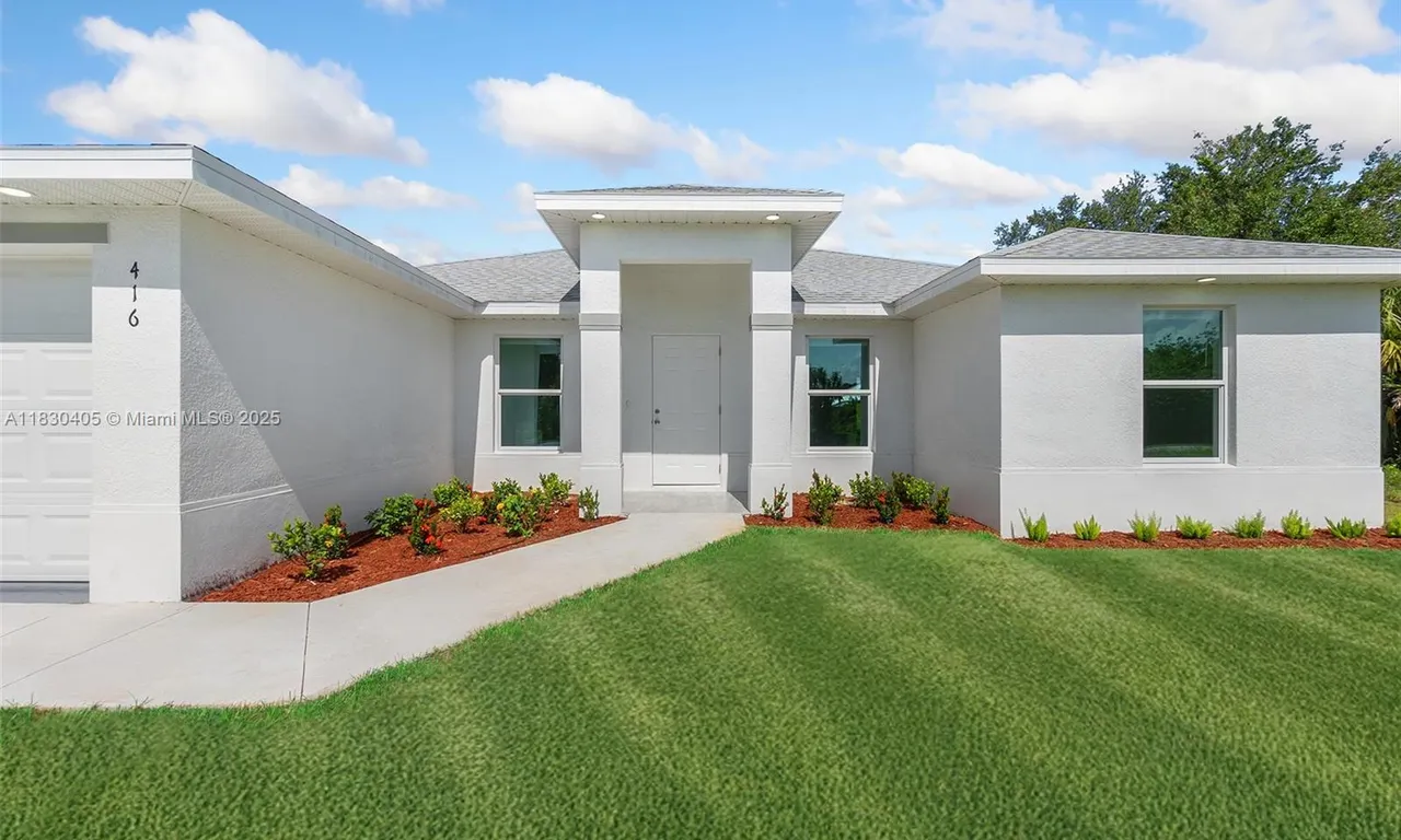 416 PINEHURST AVE, Lehigh Acres FL 33974