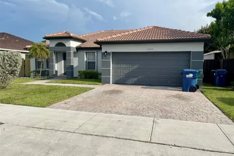 14232 SW 163rd St, Miami FL 33177