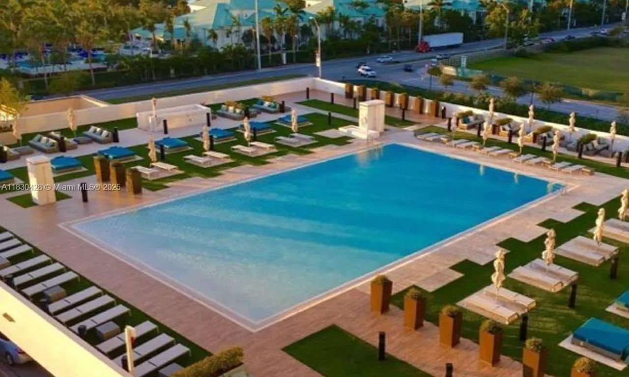5300 Paseo Blvd # 1507, Doral FL 33166
