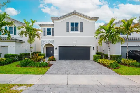 1388 SE 27th Ter, Homestead FL 33035