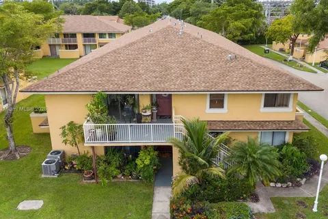 430 NW 214th St # 101, Miami Gardens FL 33169