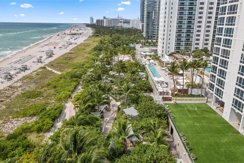 2301 Collins Ave # 523, Miami Beach FL 33139