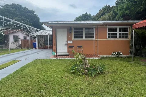 2815 SW 36th Ave, Miami FL 33133