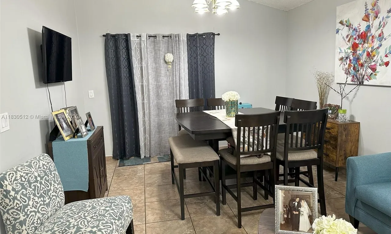 10170 SW 223rd Ter, Cutler Bay FL 33190