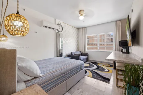 763 Pennsylvania Ave # 116, Miami Beach FL 33139