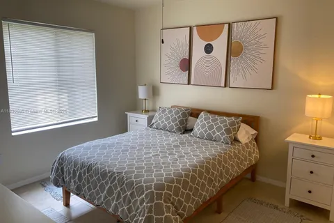 6475 Emerald Dunes Dr # 301, West Palm Beach FL 33411