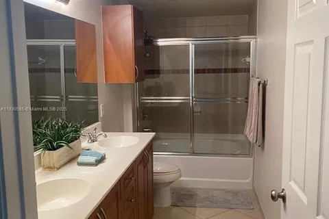 6475 Emerald Dunes Dr # 301, West Palm Beach FL 33411