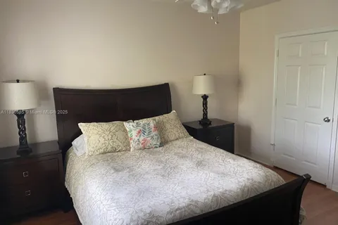 6475 Emerald Dunes Dr # 301, West Palm Beach FL 33411