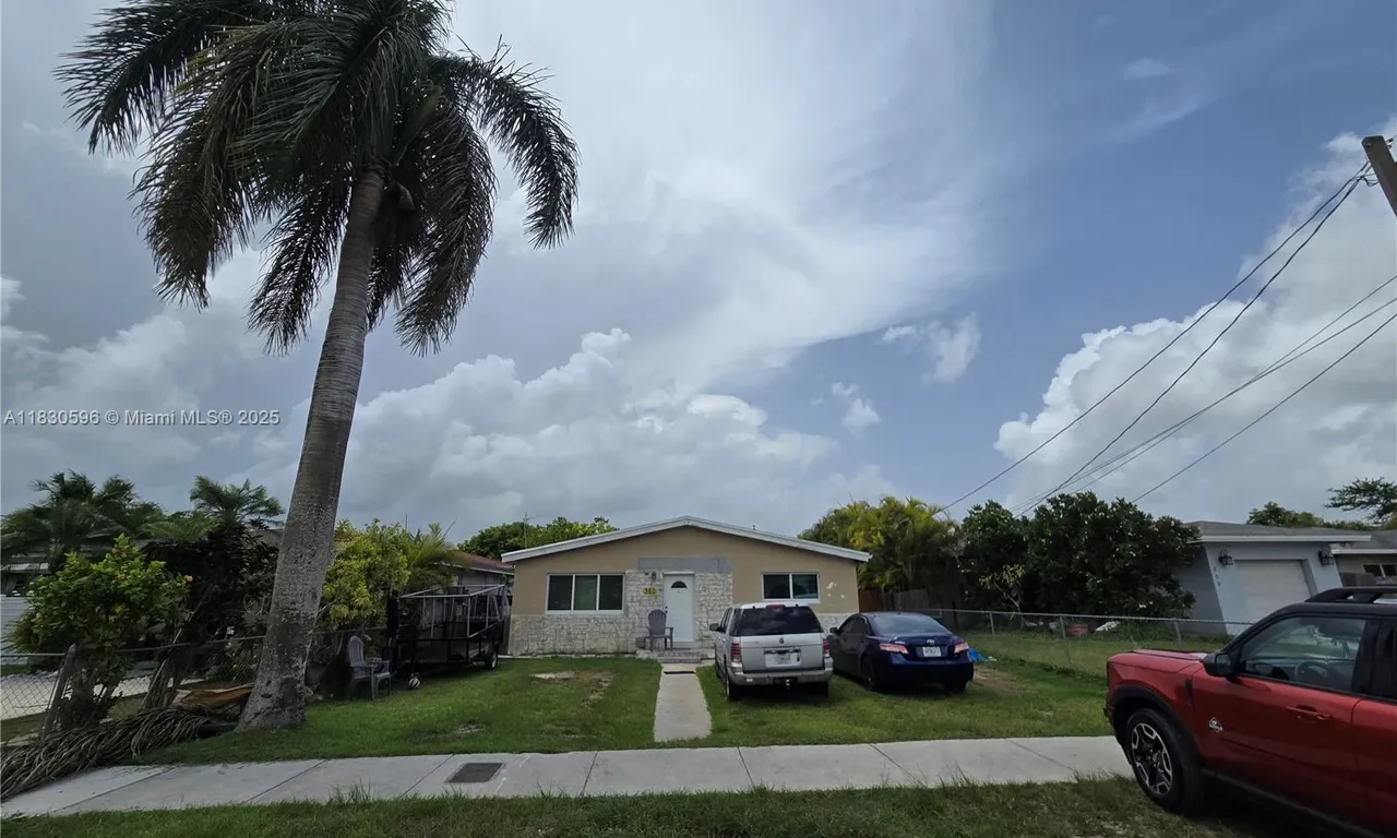 360 SW 3rd St, Florida City FL 33034
