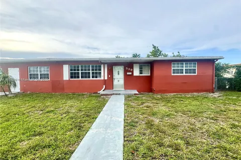 539 W 40th, Hialeah FL 33012
