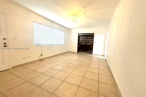 539 W 40th, Hialeah FL 33012