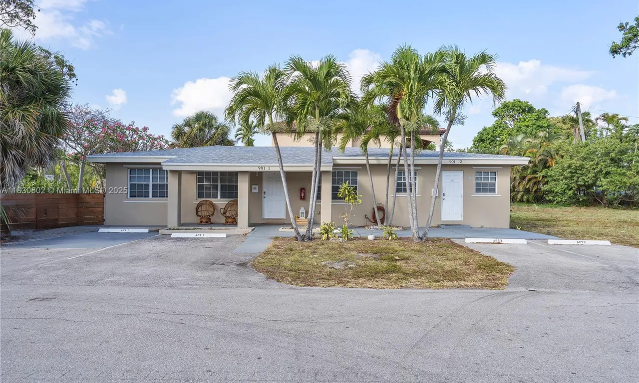 901 NE 16th St, Fort Lauderdale FL 33304