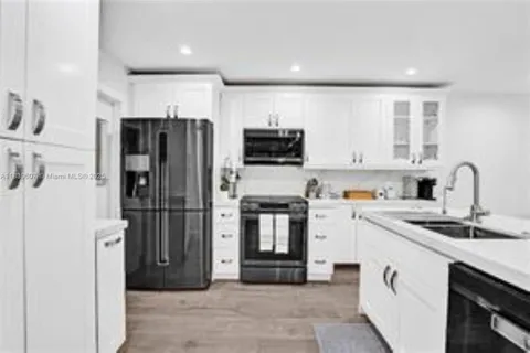 4100 N 58th Ave # 213, Hollywood FL 33021