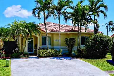 15132 SW 140th Ter, Miami FL 33196