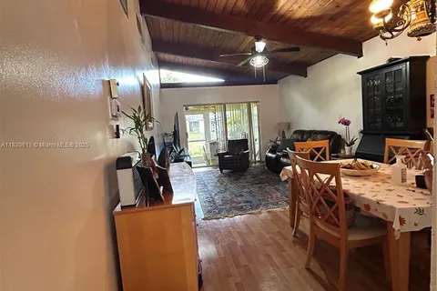 124 Fox Rd # 48, Hollywood FL 33024