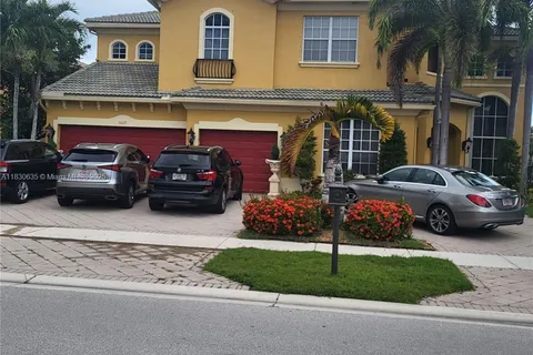 5029 Forest Dale Dr, Lake Worth FL 33449