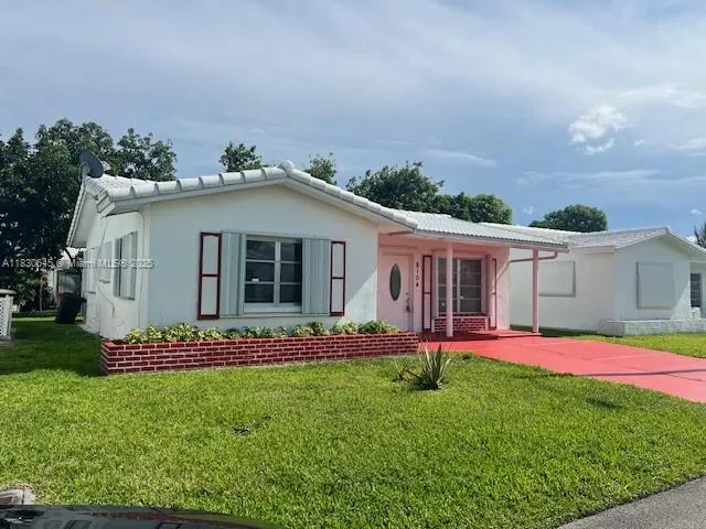 8104 NW 58th Pl # 8104, Tamarac FL 33321