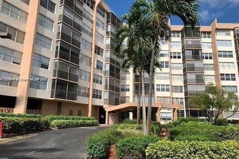 1200 Saint Charles Pl # 708, Pembroke Pines FL 33026