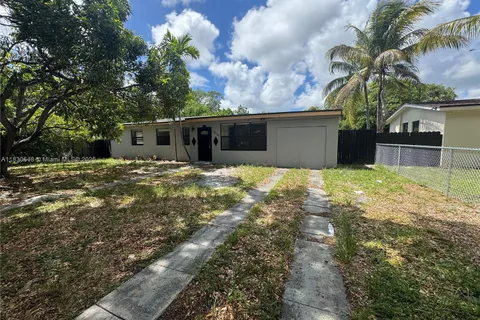 1610 NW 132nd St, North Miami FL 33167