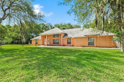 913 Chippewa St, St Augustine FL 32086