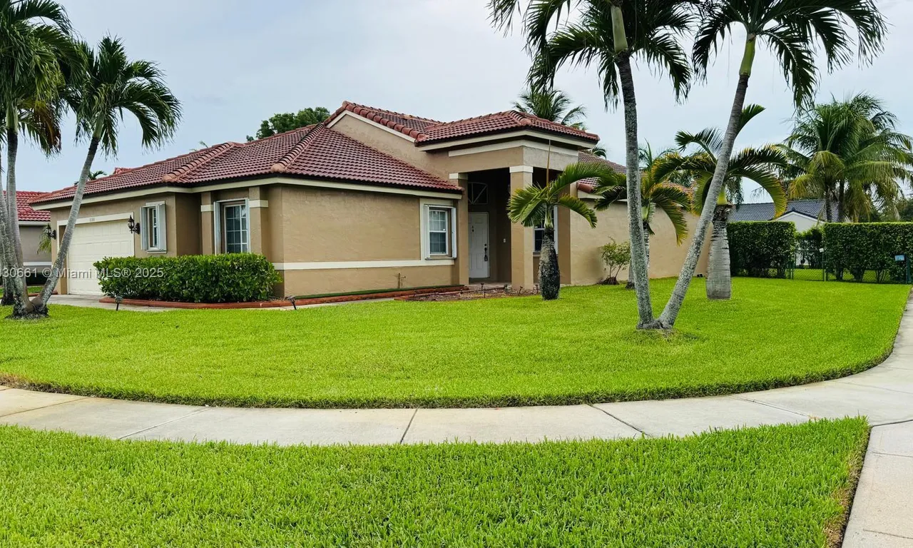 16384 SW 7th St # 16384, Pembroke Pines FL 33027