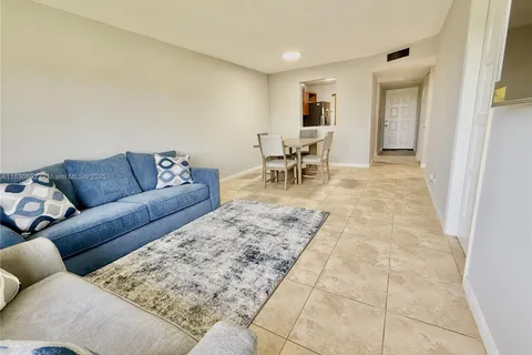 8550 N Sherman Cir # 507, Miramar FL 33025