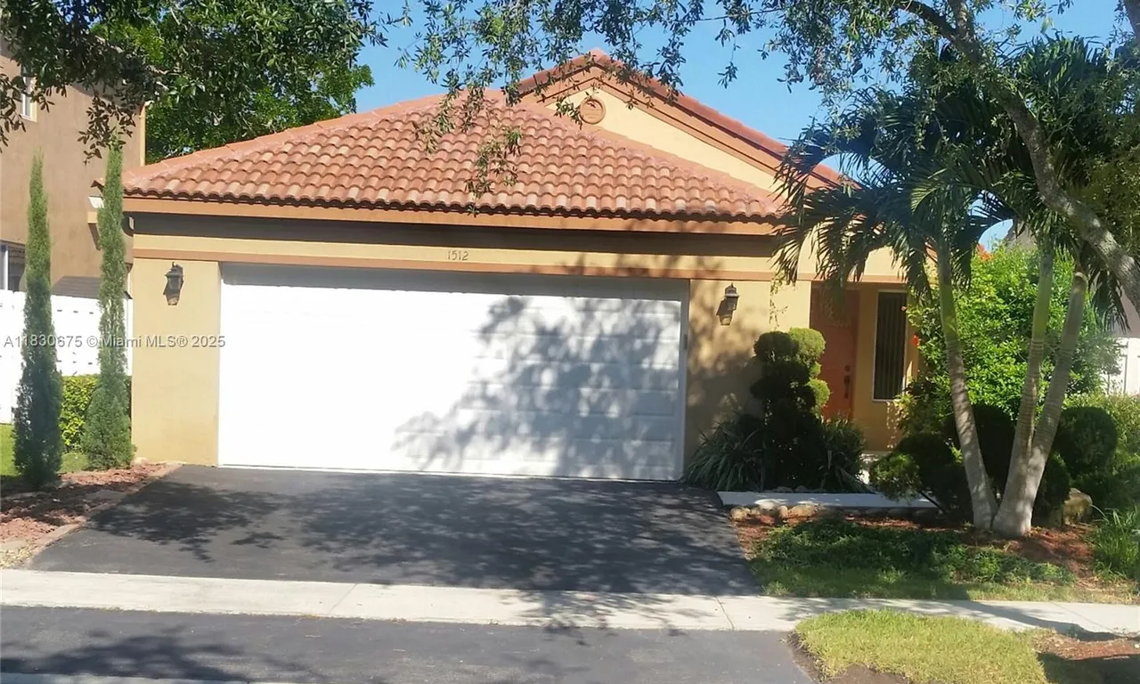 1512 Presidio Dr, Weston FL 33327