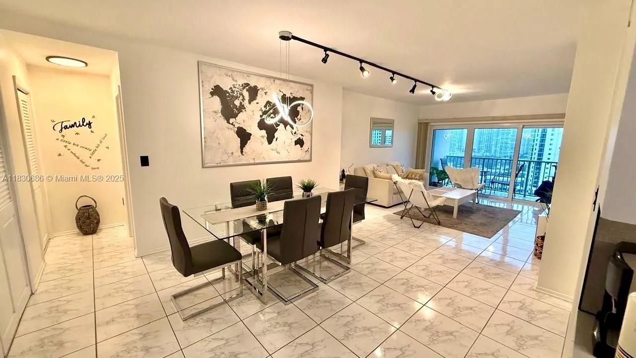 300 Bayview Dr # 1603, Sunny Isles Beach FL 33160