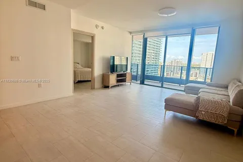 1000 Brickell Plz # 2008, Miami FL 33131