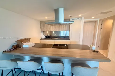1000 Brickell Plz # 2008, Miami FL 33131
