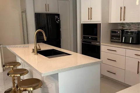 3916 Passion Flower Rd, Coconut Creek FL 33073