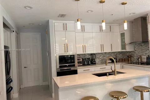 3916 Passion Flower Rd, Coconut Creek FL 33073