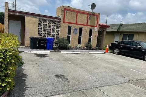 635 NW 22nd Rd, Fort Lauderdale FL 33311